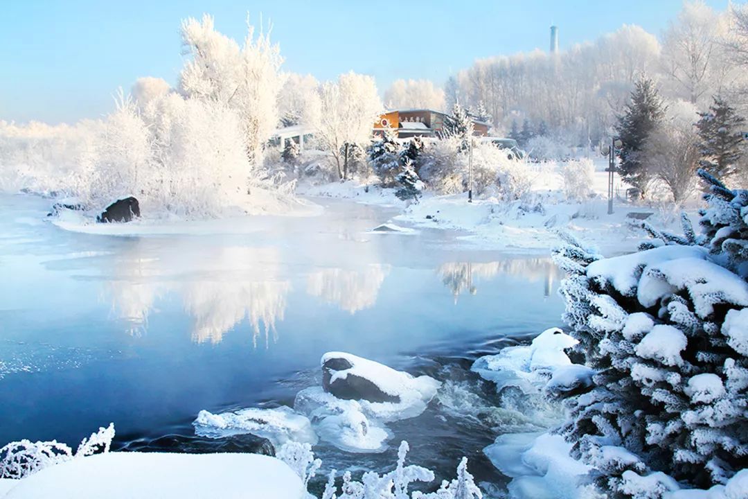 黑龙江，冰封雪锁的北国风光播音稿